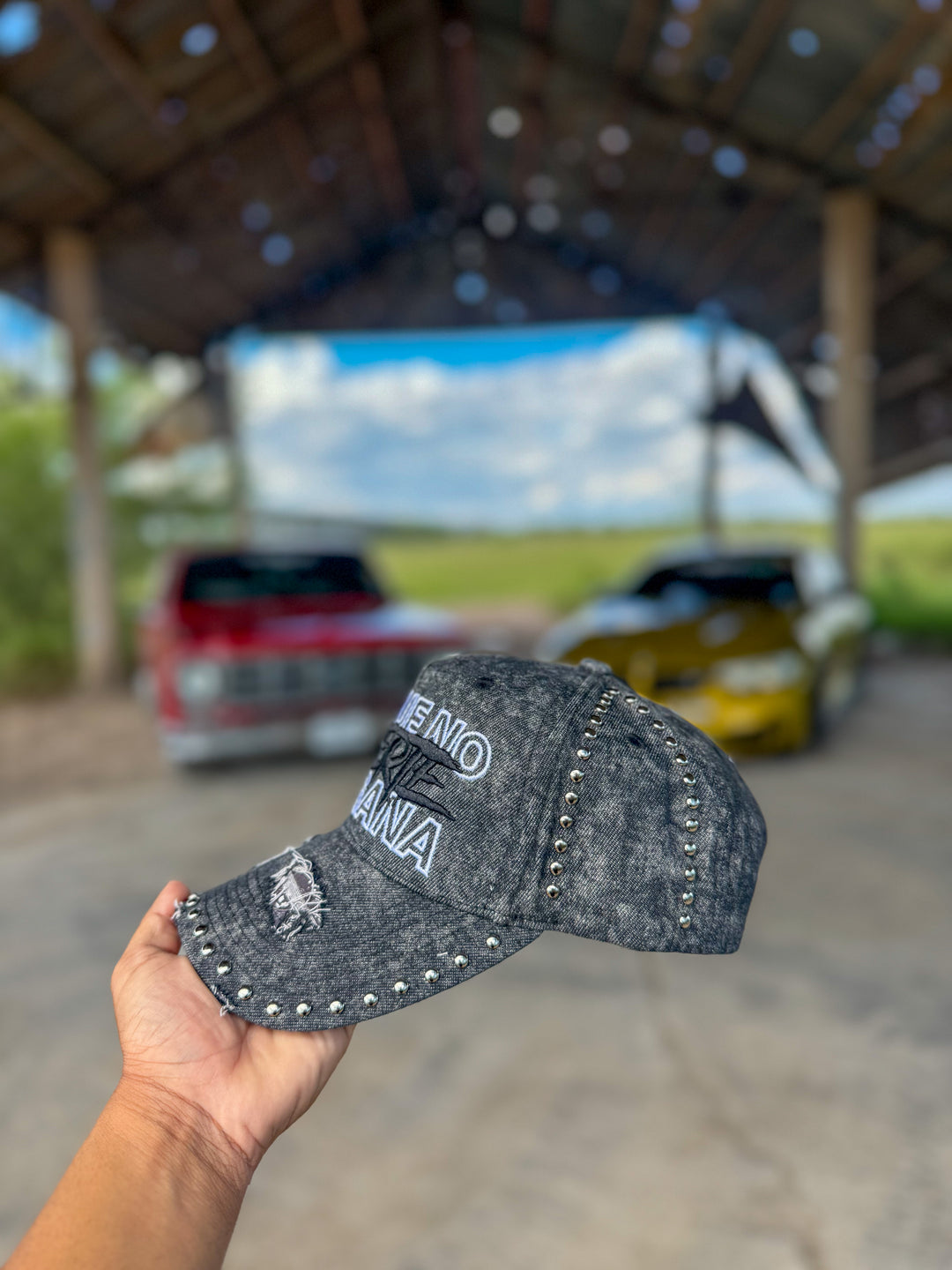 Black denim distressed Cap
