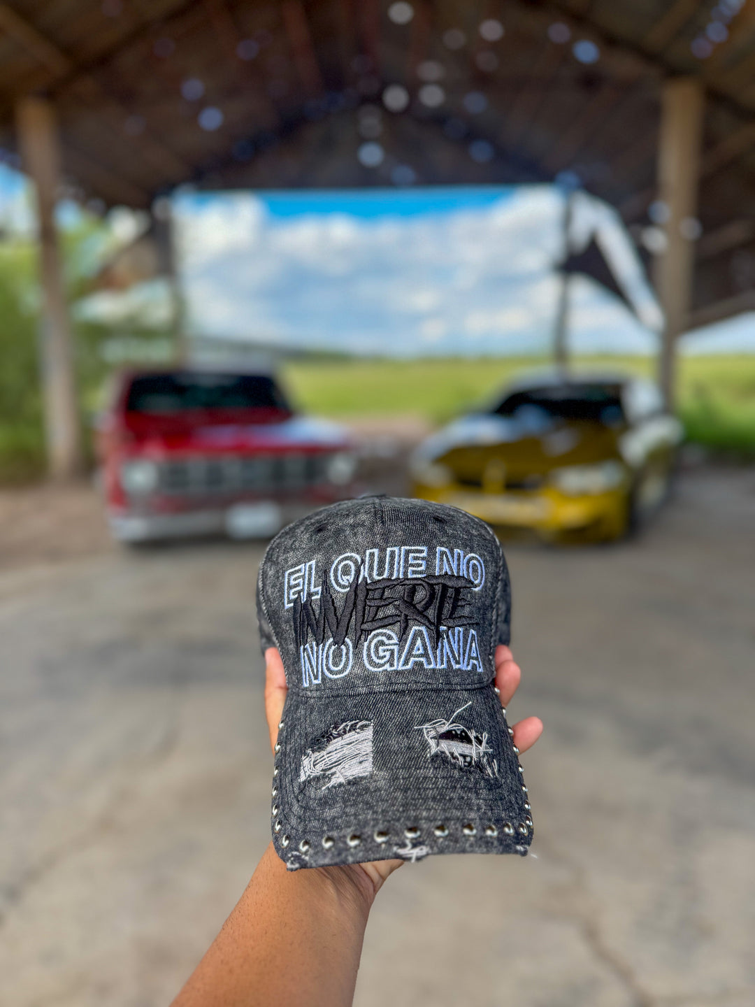 Black denim distressed Cap