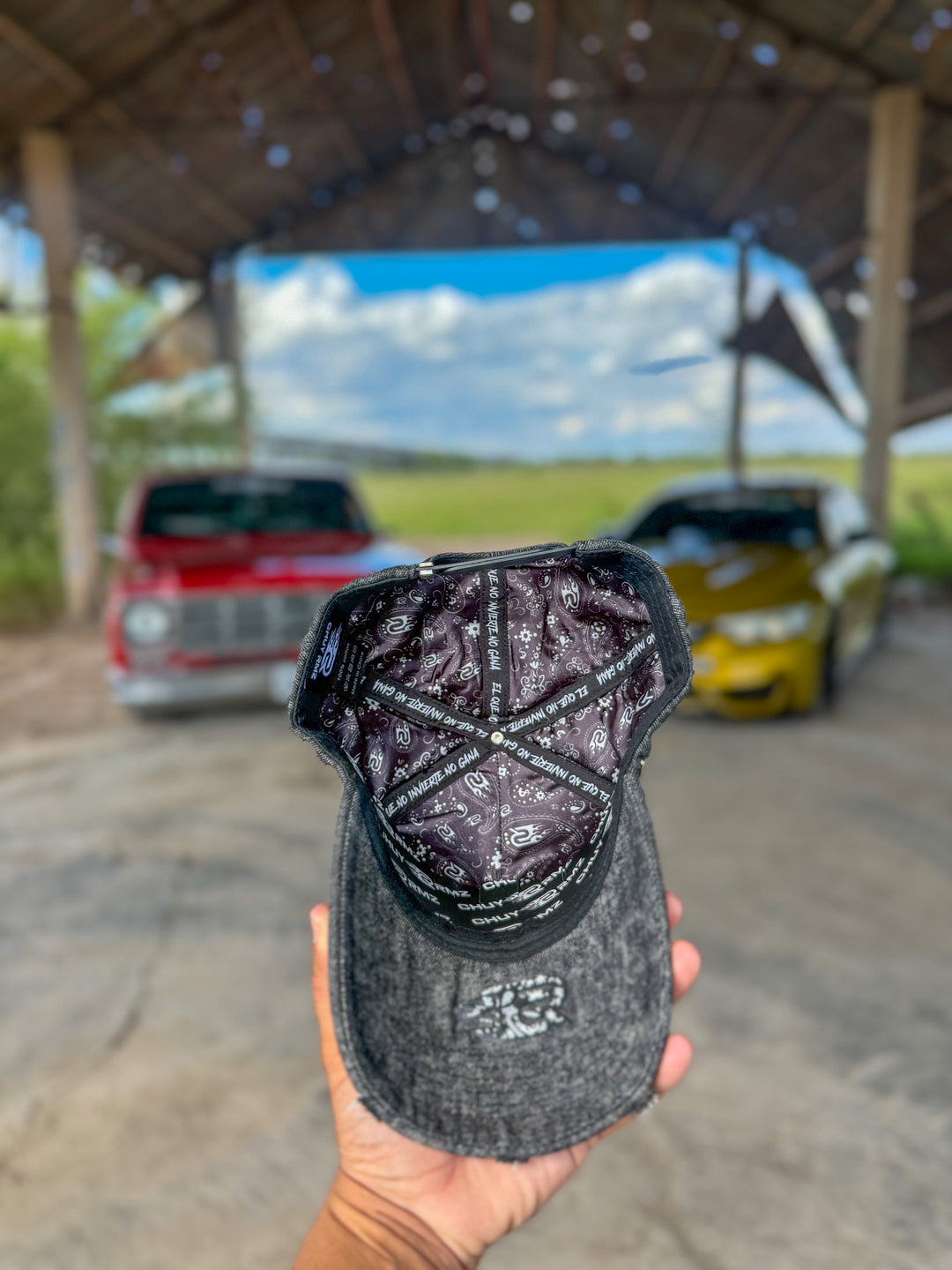 Black denim distressed Cap