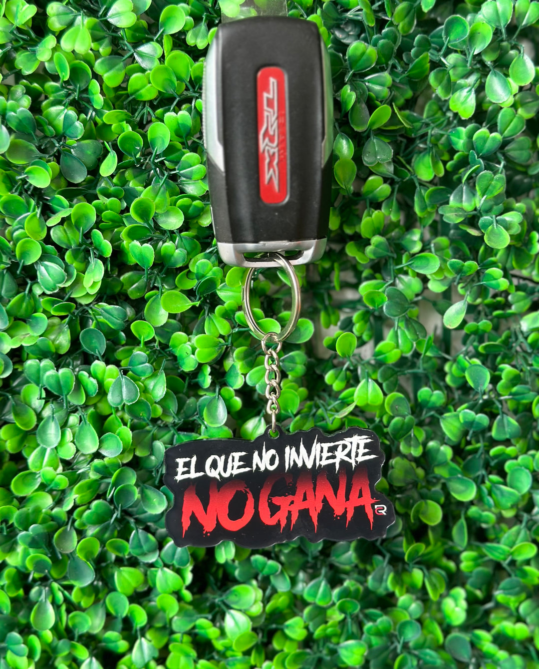 El Que No Invierte No Gana - Acrylic Keychain